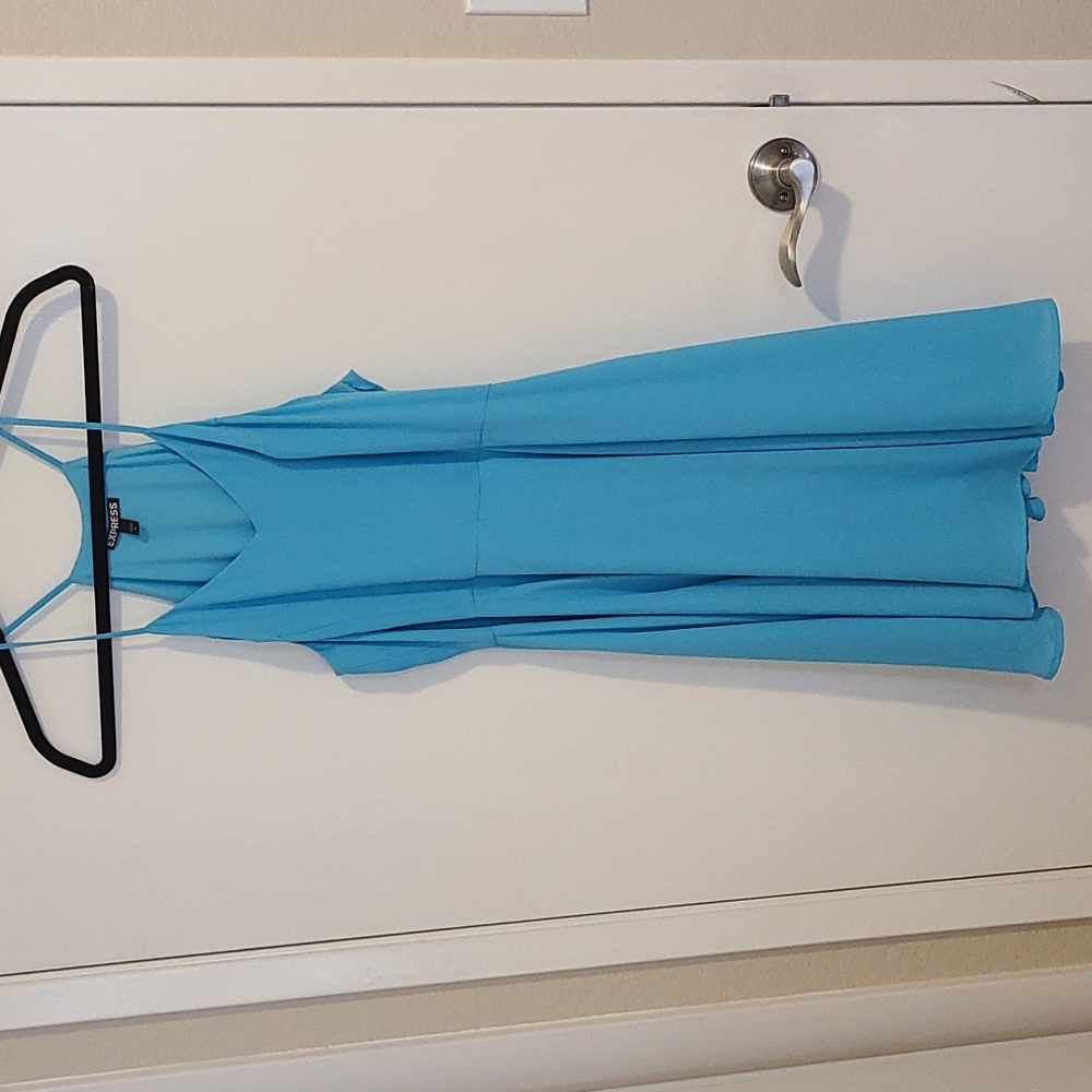 express dresses - Picture 4 of 4